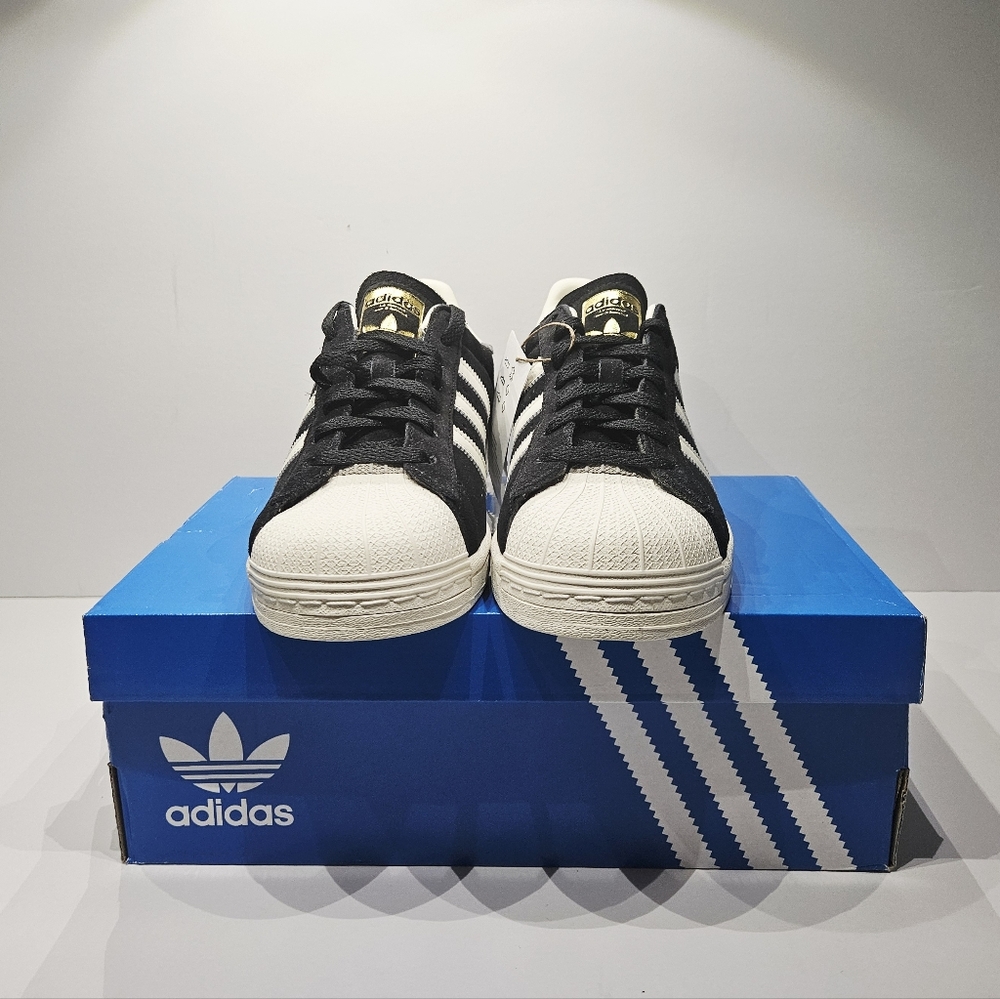Adidas Foot Locker Superstar 50th Anniversary - Picture 3 of 11